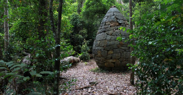 Strangler Cairn bushwalk – Kenilworth